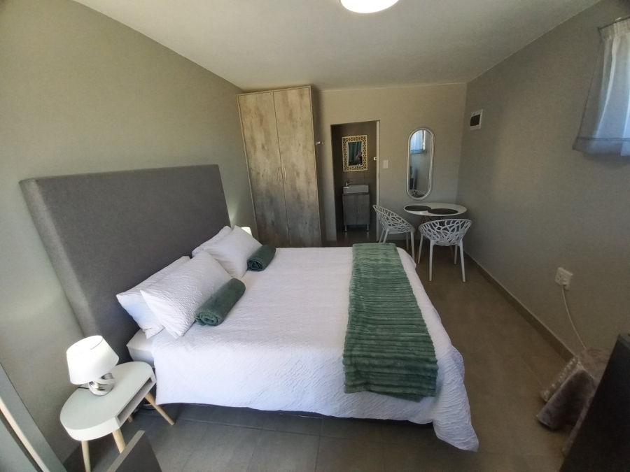 5 Bedroom Property for Sale in Dana Bay Western Cape